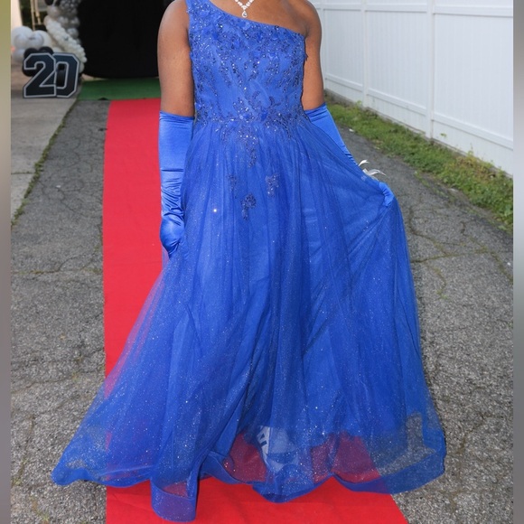 Elegant Blue Junior Dress - Picture 2 of 13